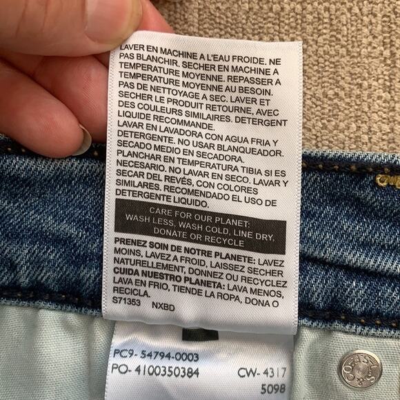 Levi's Denizen cheeky high rise cutoff denim jean shorts medium wash size 3 - Picture 5 of 10